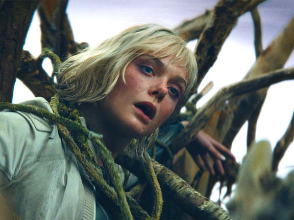 Image of: Predator: Badlands and a portrait